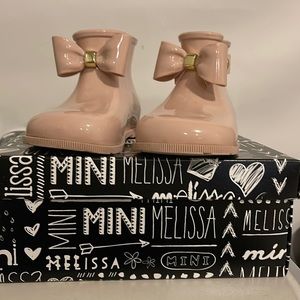 Mini Melissa boots